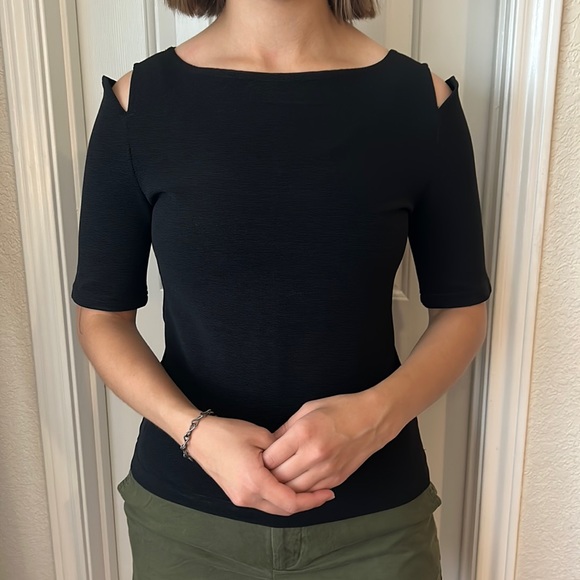 Ribbed black dress top with cut outs on both shoulders - Picture 3 of 3